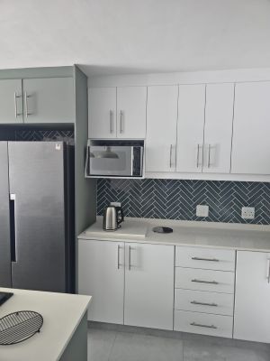 microwave and kettle